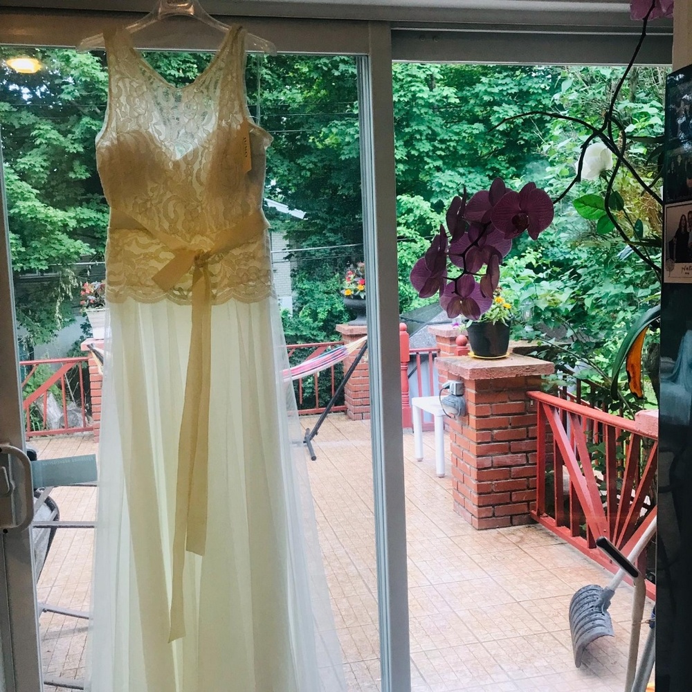 Ivory evening/wedding dress